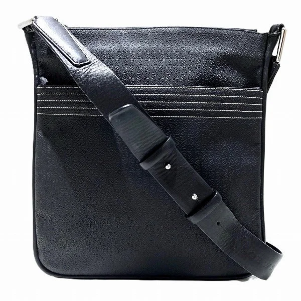 Rustic Bags For Outdoor And Nature-Inspired Looks Loewe Anagram Pattern Shoulder Bag Trendy Totes, Shop & Save Rustic Bags For Outdoor And Nature-Inspired Looks Loewe Anagram Pattern Shoulder Bag Trendy Totes, Shop & Save