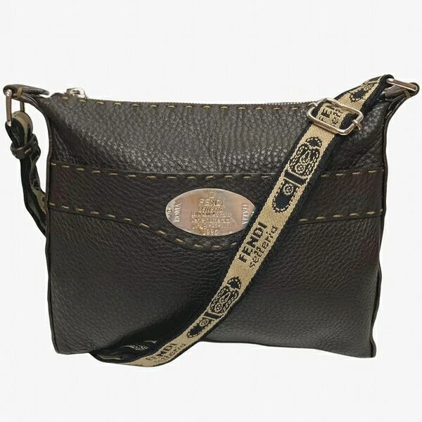 Lightweight And Functional Bags For Travel And Work Fendi Selleria Leather Shoulder Bag 8BT092 Limited-Time Handbag Sale Lightweight And Functional Bags For Travel And Work Fendi Selleria Leather Shoulder Bag 8BT092 Limited-Time Handbag Sale