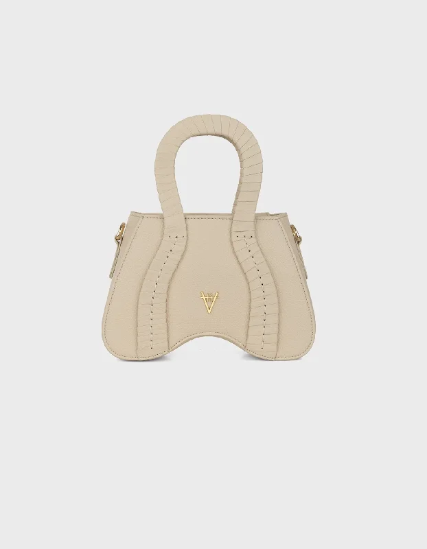 Trendy Bags For Women And Men In 2025 Pera Elevate Your Style With Our Handbag Sale