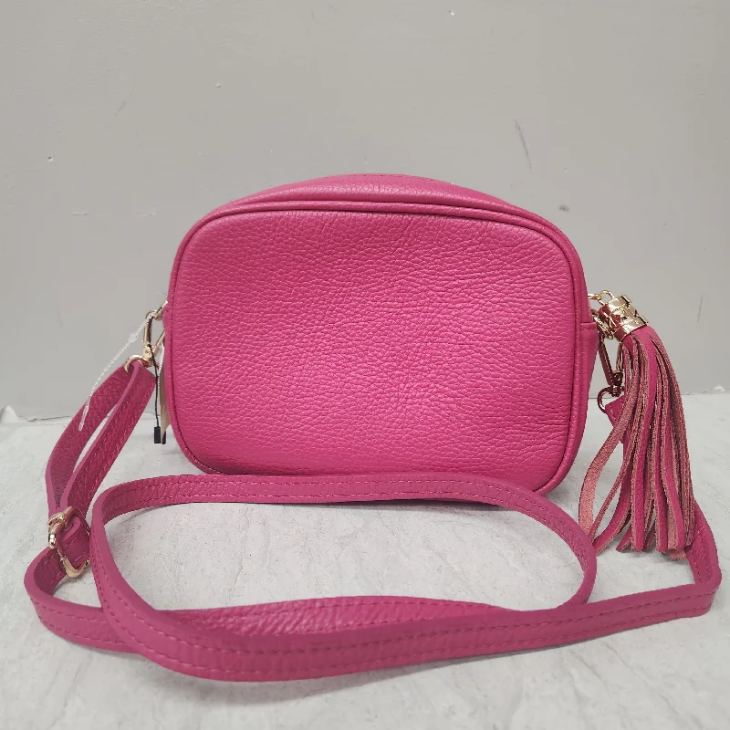 Crossbody Leather By Clothes Mentor, Size: Small