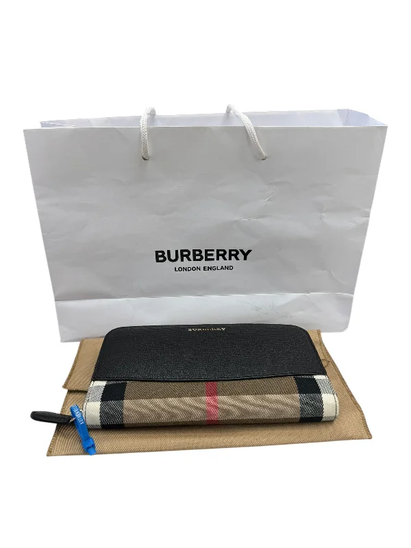 Wallet Luxury Designer By Burberry, Size: Medium