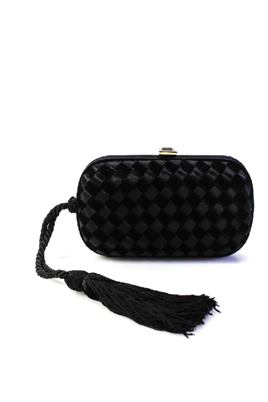 Bottega Veneta Womens Satin Velvet Intrecciato Small KNot Clutch Handbag Black