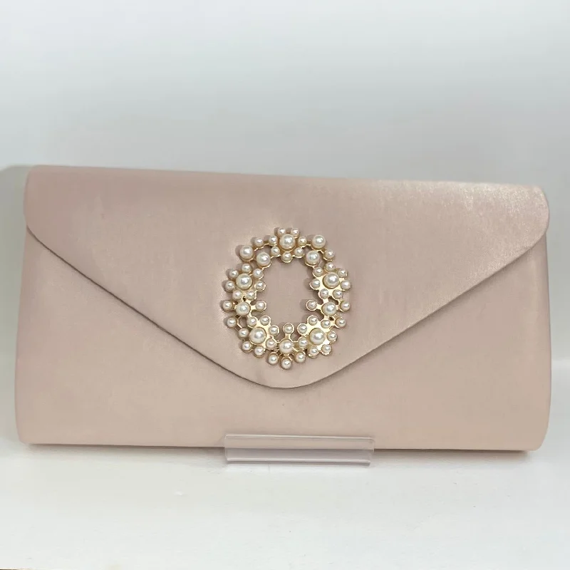 Meredith - Nude Luxury Meets Affordability – Shop Stunning Bags Now
