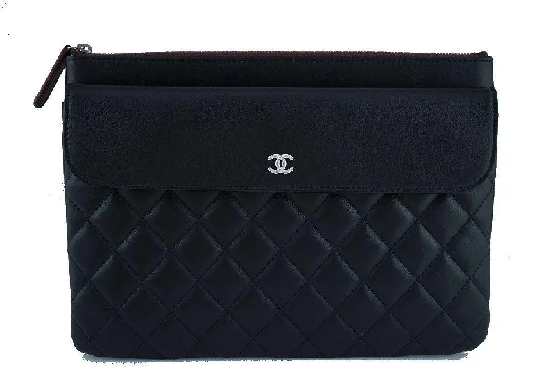 NWT 17S Chanel Black Classic Quilted O Case Flap Clutch Purse Bag