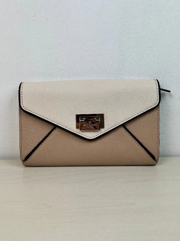 Clutch Designer By Kate Spade, Size: Medium